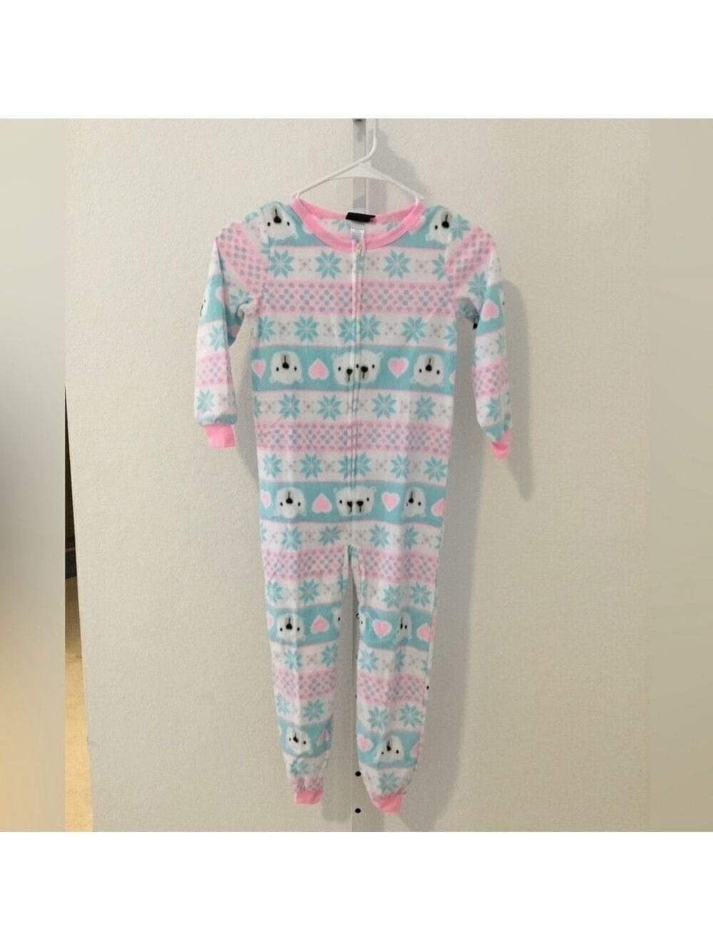 Jellyfish kids one piece pajama Girls XS size 4-5 white fairisle print